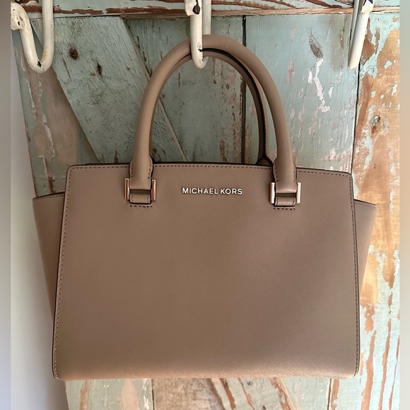 MICHAEL KORS CROSSBODY/SHOULDER BAG - Picture 1 of 14